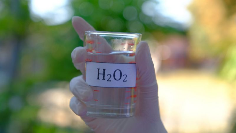 hydrogen-peroxide-la-chat-gi